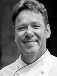 Chef de cozinha que já conduziu experiência gastronômica no Espaço Gourmet Amazônia